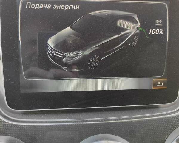 Серый Мерседес Б-класс, объемом двигателя 0 л и пробегом 126 тыс. км за 10100 $, фото 16 на Automoto.ua