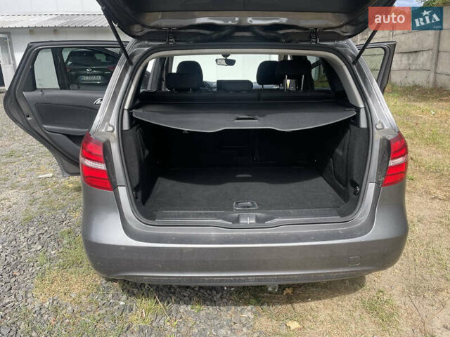 Серый Мерседес Б-класс, объемом двигателя 0 л и пробегом 65 тыс. км за 9300 $, фото 1 на Automoto.ua