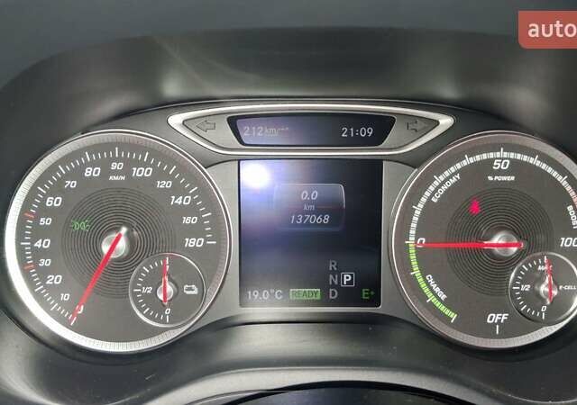 Сірий Мерседес Б-клас, об'ємом двигуна 0 л та пробігом 144 тис. км за 13200 $, фото 1 на Automoto.ua