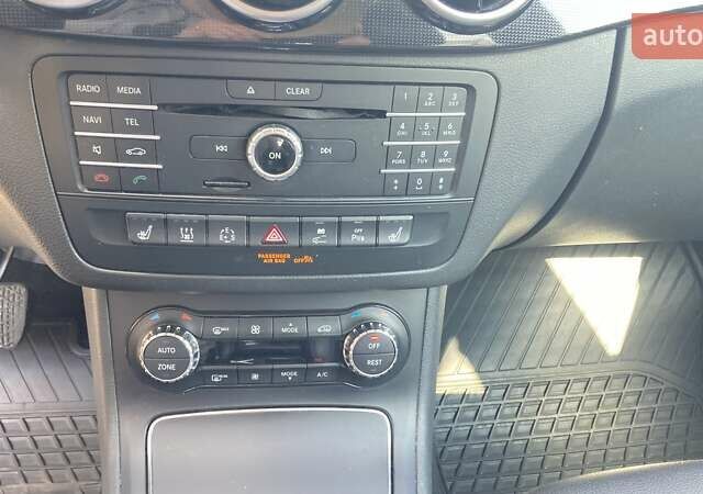 Серый Мерседес Б-класс, объемом двигателя 0 л и пробегом 134 тыс. км за 10199 $, фото 27 на Automoto.ua