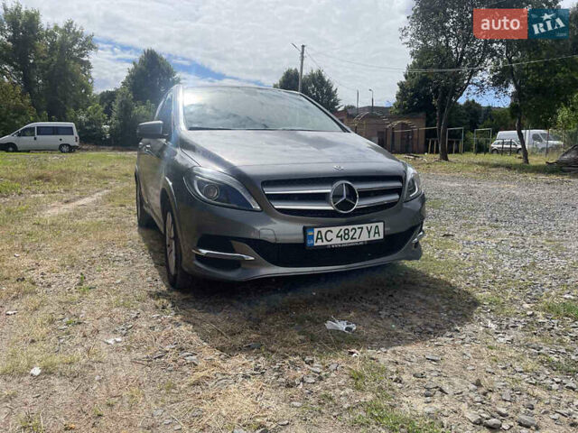 Серый Мерседес Б-класс, объемом двигателя 0 л и пробегом 65 тыс. км за 9300 $, фото 5 на Automoto.ua