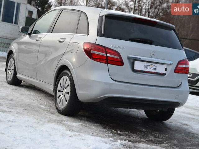 Серый Мерседес Б-класс, объемом двигателя 0 л и пробегом 80 тыс. км за 10450 $, фото 11 на Automoto.ua