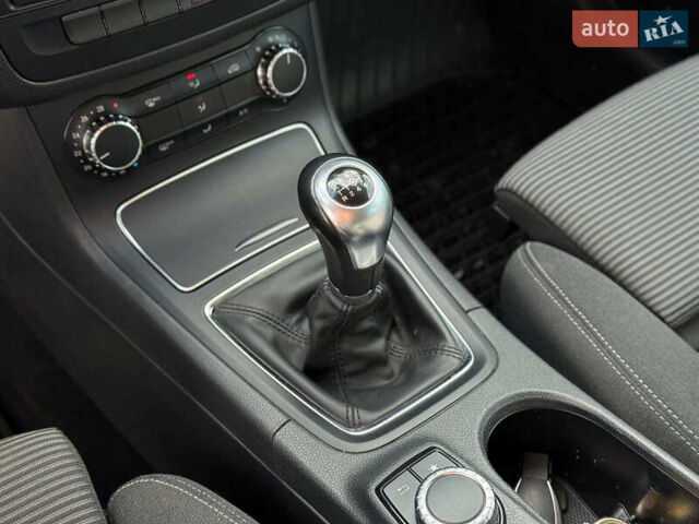 Мерседес Б-класс 2017 в Виннице на Automoto.ua Серый Мерседес Б-класс, объемом двигателя 2 л и пробегом 149 тыс. км за 14480 $, фото 24 на Automoto.ua