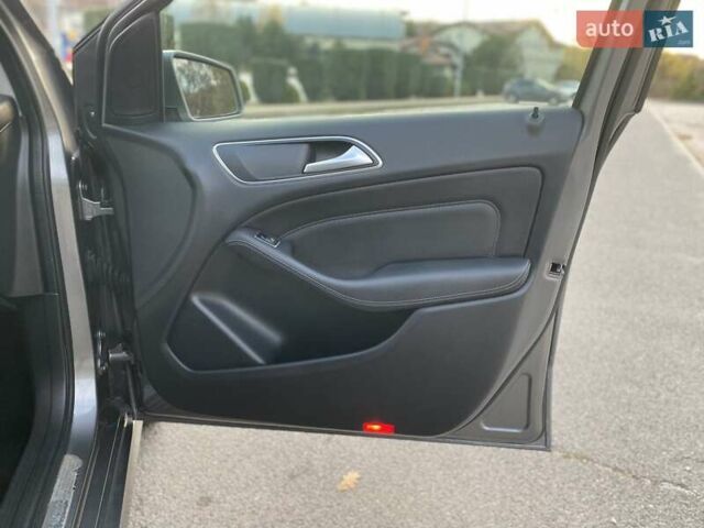 Серый Мерседес Б-класс, объемом двигателя 0 л и пробегом 147 тыс. км за 10900 $, фото 29 на Automoto.ua