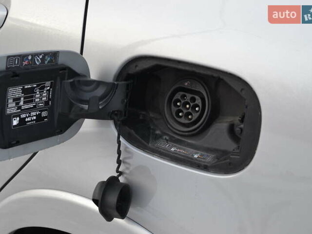 Серый Мерседес Б-класс, объемом двигателя 0 л и пробегом 80 тыс. км за 10450 $, фото 34 на Automoto.ua