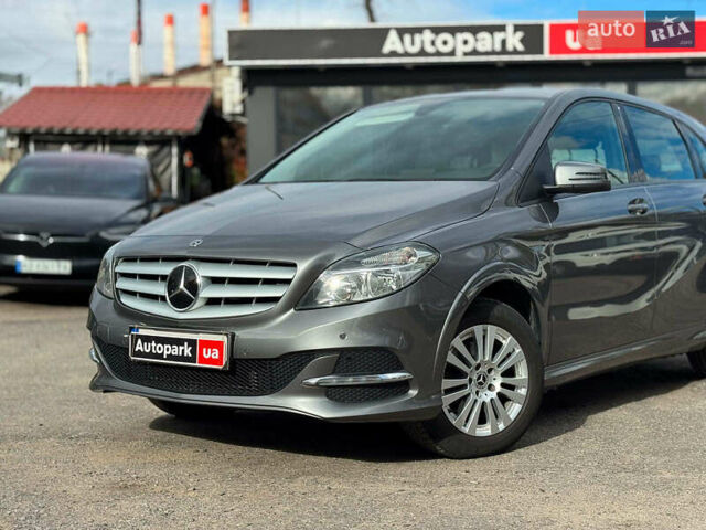 Мерседес Б-класс 2017 в Виннице на Automoto.ua Серый Мерседес Б-класс, объемом двигателя 2 л и пробегом 149 тыс. км за 14480 $, фото 2 на Automoto.ua