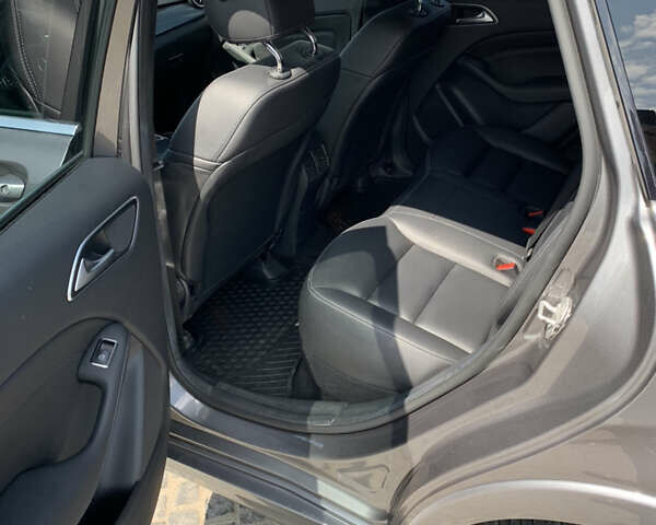 Серый Мерседес Б-класс, объемом двигателя 0 л и пробегом 112 тыс. км за 10300 $, фото 15 на Automoto.ua