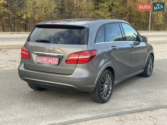 Серый Мерседес Б-класс, объемом двигателя 0 л и пробегом 147 тыс. км за 10900 $, фото 3 на Automoto.ua