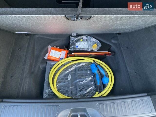 Серый Мерседес Б-класс, объемом двигателя 0 л и пробегом 147 тыс. км за 10900 $, фото 67 на Automoto.ua