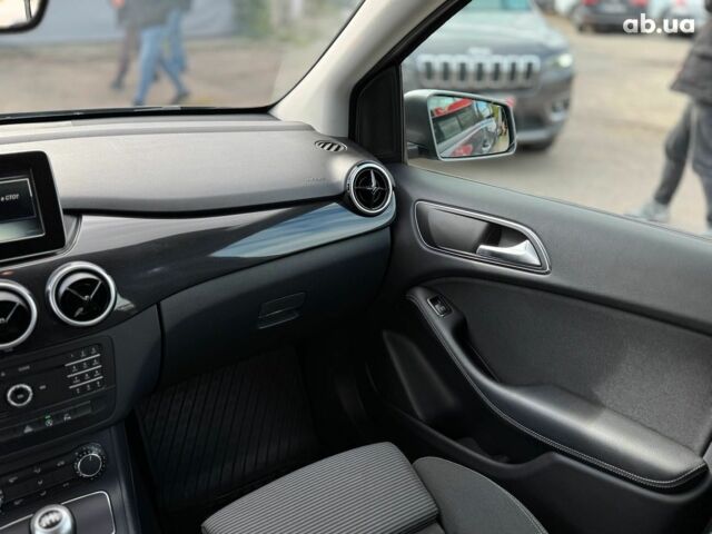 Серый Мерседес Б-класс, объемом двигателя 2 л и пробегом 149 тыс. км за 14480 $, фото 42 на Automoto.ua
