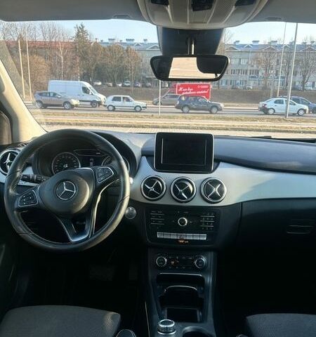 Серый Мерседес Б-класс, объемом двигателя 0 л и пробегом 98 тыс. км за 9900 $, фото 37 на Automoto.ua