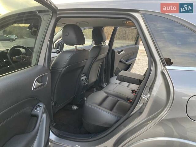 Серый Мерседес Б-класс, объемом двигателя 0 л и пробегом 147 тыс. км за 10900 $, фото 25 на Automoto.ua