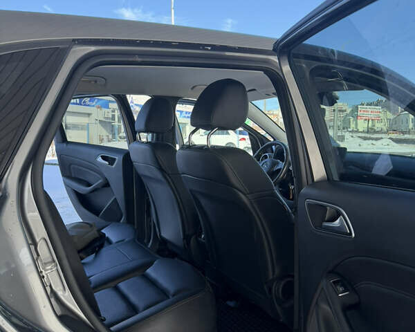 Серый Мерседес Б-класс, объемом двигателя 0 л и пробегом 99 тыс. км за 8950 $, фото 14 на Automoto.ua