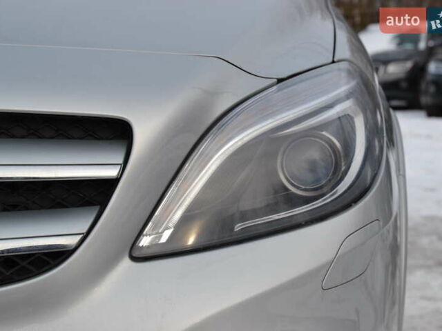 Серый Мерседес Б-класс, объемом двигателя 0 л и пробегом 80 тыс. км за 10450 $, фото 32 на Automoto.ua