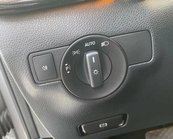 Серый Мерседес Б-класс, объемом двигателя 0 л и пробегом 147 тыс. км за 10900 $, фото 47 на Automoto.ua