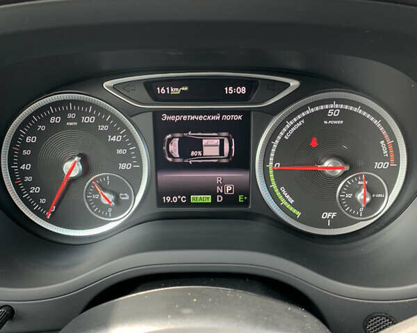 Серый Мерседес Б-класс, объемом двигателя 0 л и пробегом 112 тыс. км за 10300 $, фото 10 на Automoto.ua