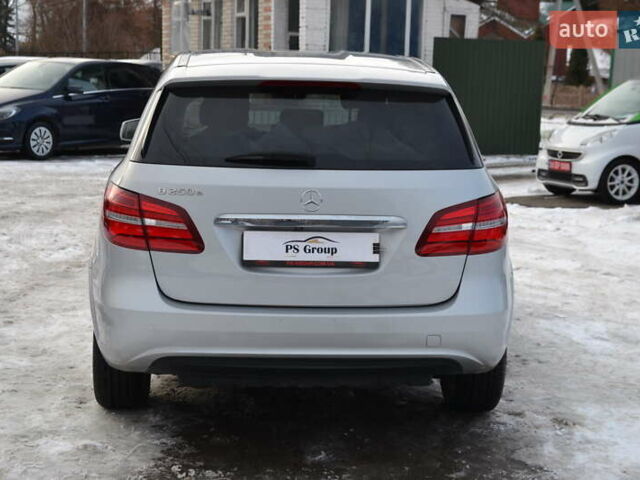 Серый Мерседес Б-класс, объемом двигателя 0 л и пробегом 80 тыс. км за 10450 $, фото 9 на Automoto.ua