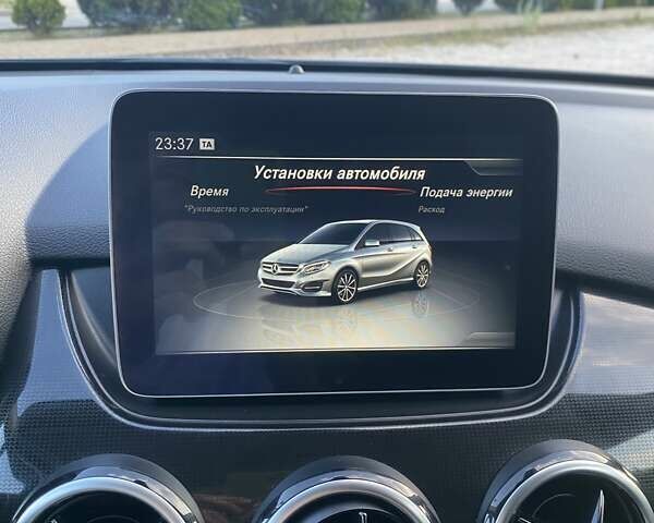 Серый Мерседес Б-класс, объемом двигателя 0 л и пробегом 147 тыс. км за 10900 $, фото 13 на Automoto.ua