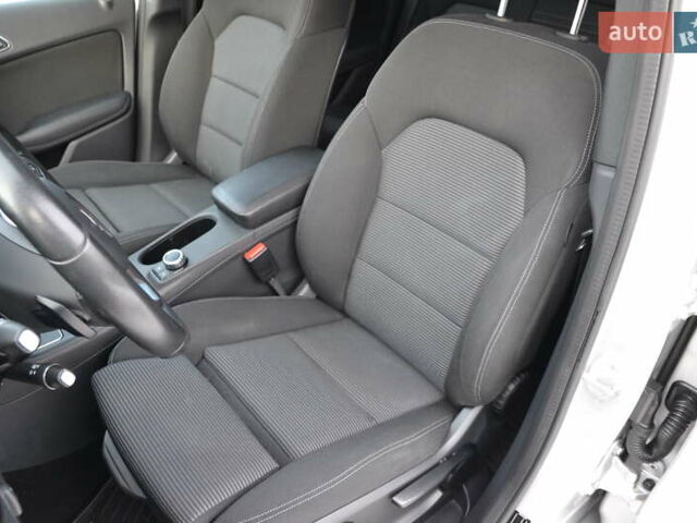 Серый Мерседес Б-класс, объемом двигателя 0 л и пробегом 80 тыс. км за 10450 $, фото 13 на Automoto.ua