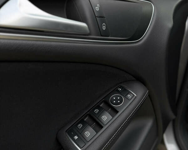 Серый Мерседес Б-класс, объемом двигателя 0 л и пробегом 140 тыс. км за 10400 $, фото 22 на Automoto.ua