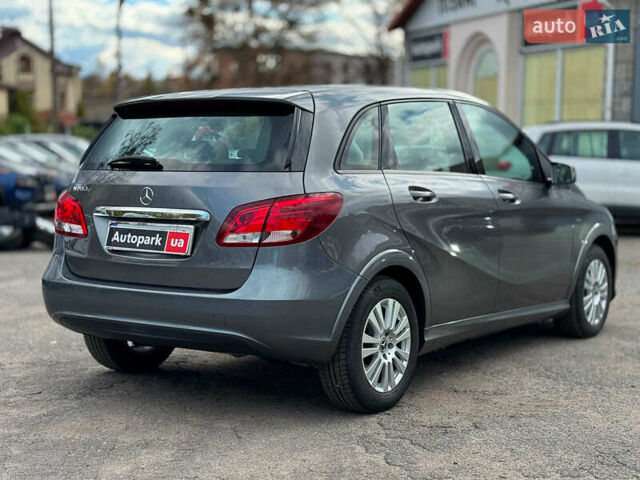Мерседес Б-класс 2017 в Виннице на Automoto.ua Серый Мерседес Б-класс, объемом двигателя 2 л и пробегом 149 тыс. км за 14480 $, фото 10 на Automoto.ua