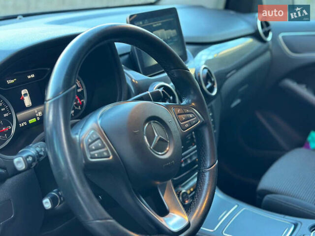 Сірий Мерседес Б-клас, об'ємом двигуна 0 л та пробігом 93 тис. км за 9700 $, фото 29 на Automoto.ua