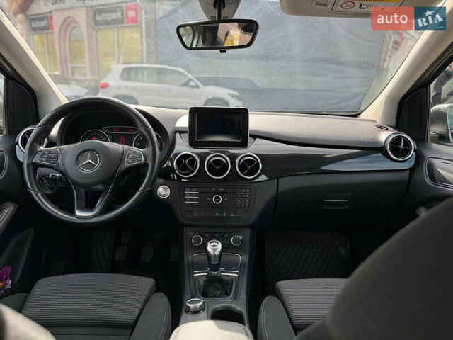 Мерседес Б-класс 2017 в Виннице на Automoto.ua Серый Мерседес Б-класс, объемом двигателя 2 л и пробегом 149 тыс. км за 14480 $, фото 38 на Automoto.ua