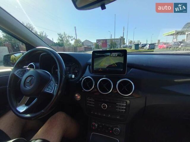 Серый Мерседес Б-класс, объемом двигателя 0 л и пробегом 127 тыс. км за 10300 $, фото 23 на Automoto.ua