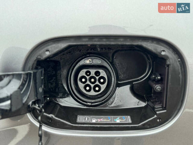 Сірий Мерседес Б-клас, об'ємом двигуна 0 л та пробігом 116 тис. км за 8999 $, фото 15 на Automoto.ua
