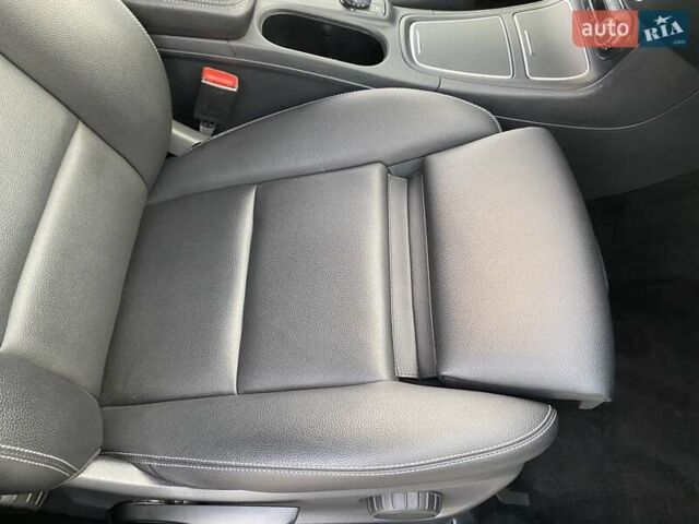 Серый Мерседес Б-класс, объемом двигателя 0 л и пробегом 147 тыс. км за 10900 $, фото 57 на Automoto.ua