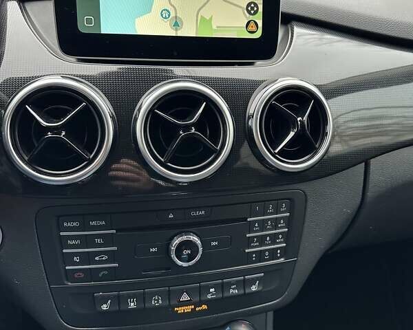 Серый Мерседес Б-класс, объемом двигателя 0 л и пробегом 72 тыс. км за 14300 $, фото 15 на Automoto.ua