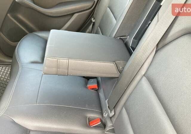 Серый Мерседес Б-класс, объемом двигателя 0 л и пробегом 134 тыс. км за 10199 $, фото 9 на Automoto.ua