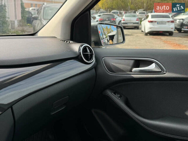 Мерседес Б-класс 2017 в Виннице на Automoto.ua Серый Мерседес Б-класс, объемом двигателя 2 л и пробегом 149 тыс. км за 14480 $, фото 33 на Automoto.ua