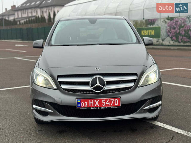 Сірий Мерседес Б-клас, об'ємом двигуна 0 л та пробігом 116 тис. км за 8999 $, фото 3 на Automoto.ua