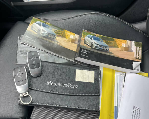 Сірий Мерседес Б-клас, об'ємом двигуна 1.33 л та пробігом 79 тис. км за 16900 $, фото 11 на Automoto.ua