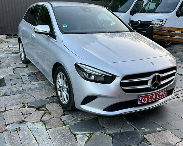Сірий Мерседес Б-клас, об'ємом двигуна 2 л та пробігом 185 тис. км за 22500 $, фото 3 на Automoto.ua
