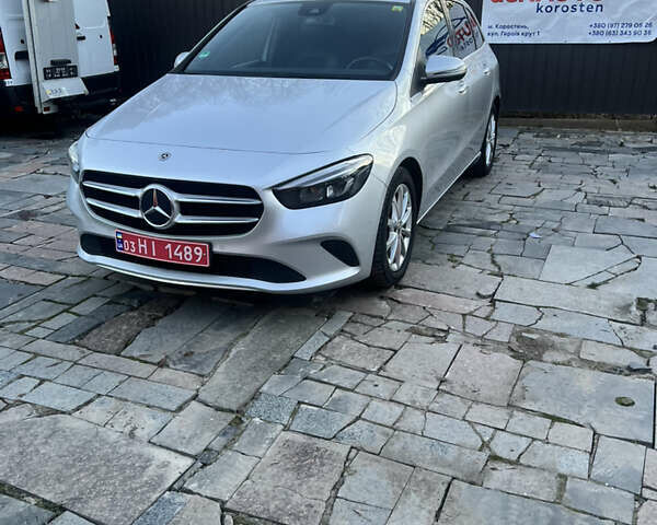 Сірий Мерседес Б-клас, об'ємом двигуна 2 л та пробігом 185 тис. км за 22500 $, фото 5 на Automoto.ua
