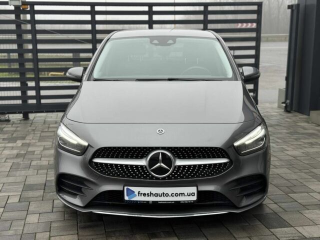 Серый Мерседес Б-класс, объемом двигателя 2 л и пробегом 50 тыс. км за 30500 $, фото 1 на Automoto.ua