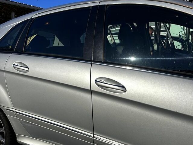 Сірий Мерседес Б-клас, об'ємом двигуна 2 л та пробігом 0 тис. км за 5500 $, фото 7 на Automoto.ua