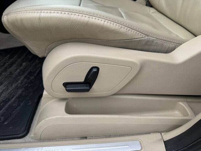 Серый Мерседес Б-класс, объемом двигателя 2 л и пробегом 156 тыс. км за 6800 $, фото 7 на Automoto.ua