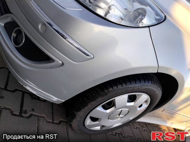 Серый Мерседес Б-класс, объемом двигателя 1.7 л и пробегом 231 тыс. км за 6500 $, фото 1 на Automoto.ua