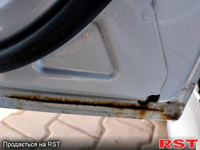 Серый Мерседес Б-класс, объемом двигателя 1.7 л и пробегом 231 тыс. км за 6500 $, фото 8 на Automoto.ua