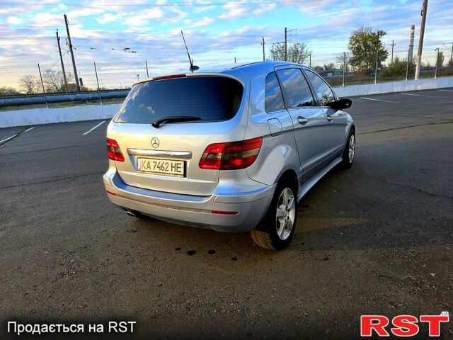 Серый Мерседес Б-класс, объемом двигателя 1.6 л и пробегом 390 тыс. км за 5900 $, фото 8 на Automoto.ua