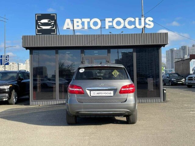 Серый Мерседес Б-класс, объемом двигателя 0 л и пробегом 59 тыс. км за 9490 $, фото 4 на Automoto.ua