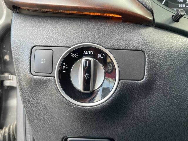 Серый Мерседес Б-класс, объемом двигателя 0 л и пробегом 59 тыс. км за 9490 $, фото 15 на Automoto.ua