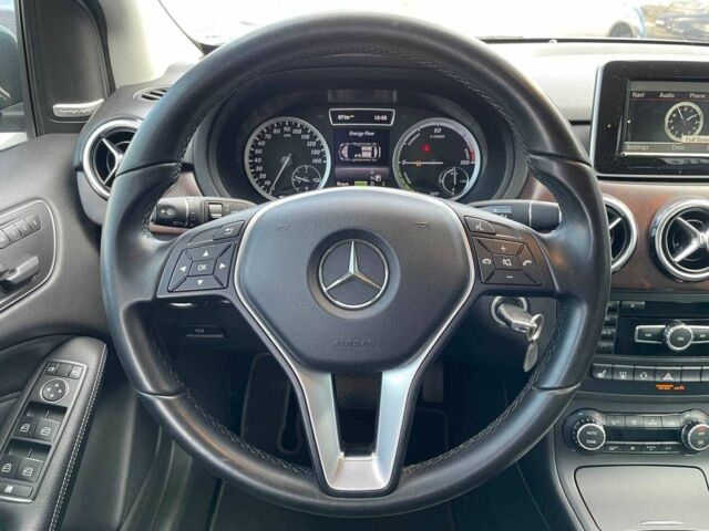 Серый Мерседес Б-класс, объемом двигателя 0 л и пробегом 59 тыс. км за 9490 $, фото 12 на Automoto.ua