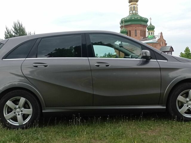 Серый Мерседес Б-класс, объемом двигателя 0 л и пробегом 99 тыс. км за 11500 $, фото 5 на Automoto.ua