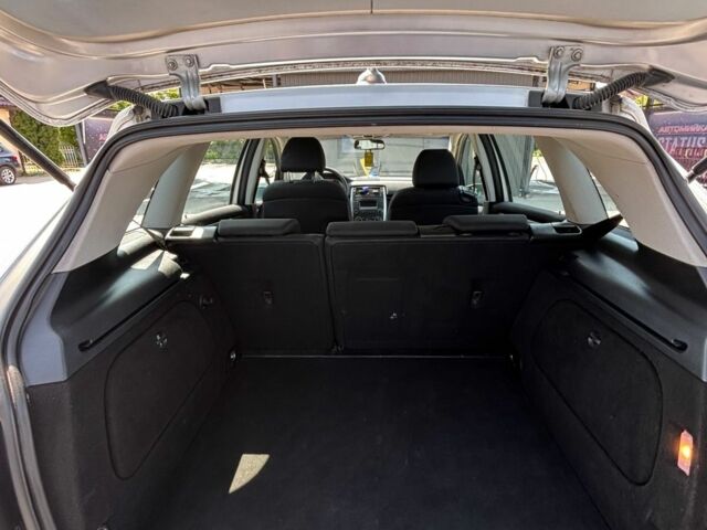 Серый Мерседес Б-класс, объемом двигателя 2 л и пробегом 315 тыс. км за 3300 $, фото 1 на Automoto.ua