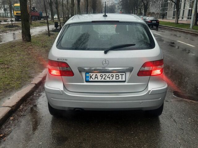 Серый Мерседес Б-класс, объемом двигателя 1.7 л и пробегом 213 тыс. км за 5200 $, фото 6 на Automoto.ua