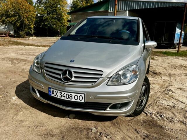 Сірий Мерседес Б-клас, об'ємом двигуна 2 л та пробігом 254 тис. км за 6200 $, фото 6 на Automoto.ua